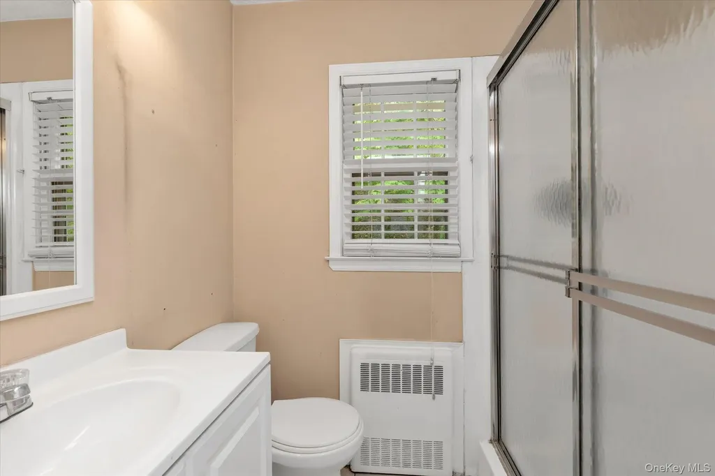 21 Beech Place Huntington NY 11743