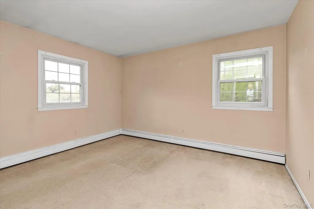 21 Beech Place Huntington NY 11743