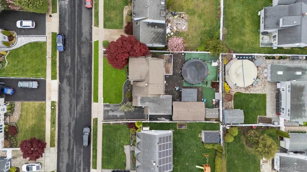 226 Old Farm Road Levittown NY 11756