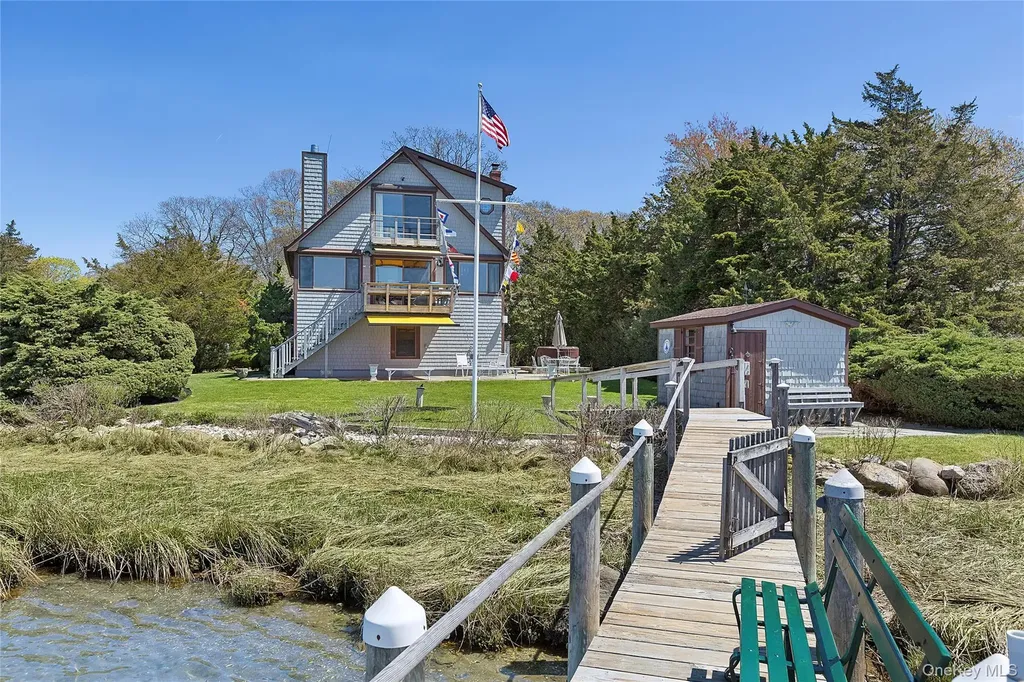100 Crescent Street Sag Harbor NY 11963