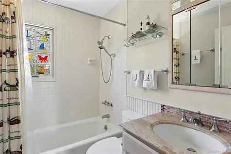 100 Crescent Street Sag Harbor NY 11963