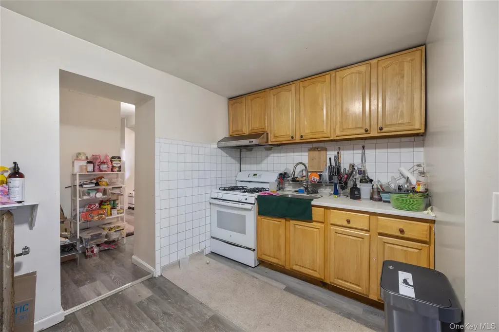 2412 Grand Avenue Bronx NY 10468