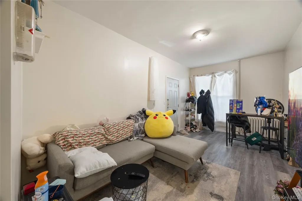 2412 Grand Avenue Bronx NY 10468