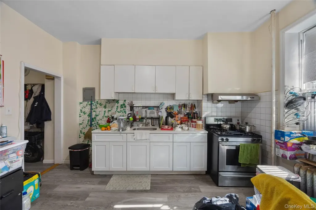 2412 Grand Avenue Bronx NY 10468