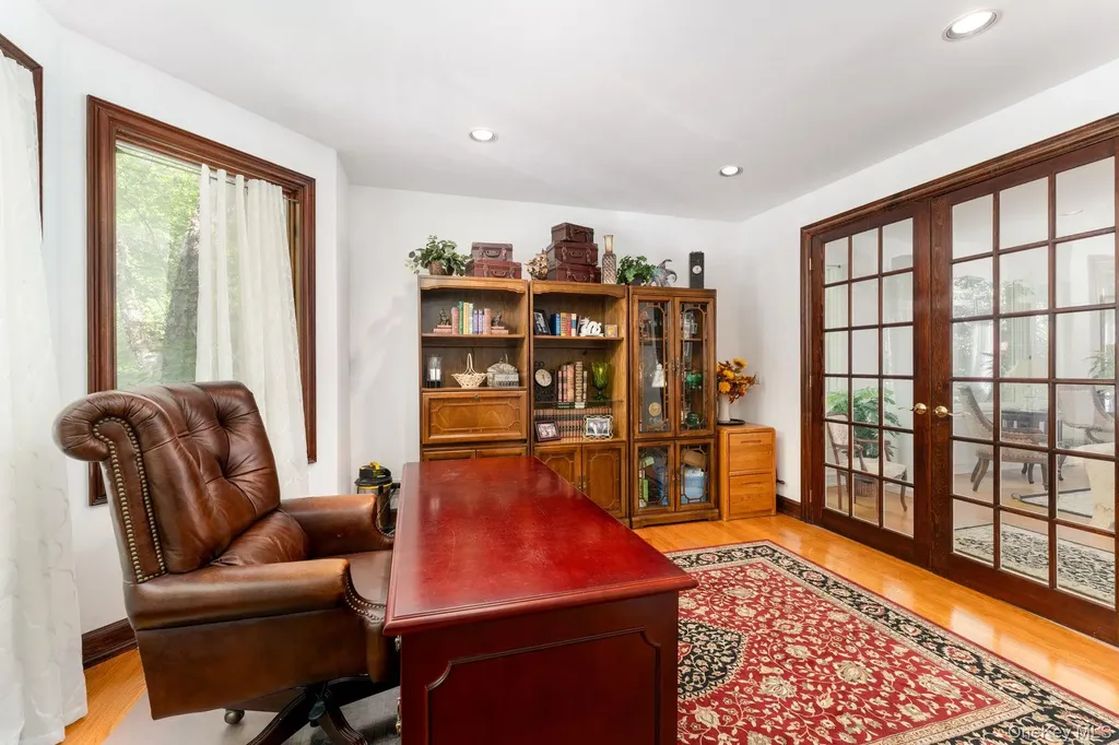 2 Spring Hill Road Nissequogue NY 11780