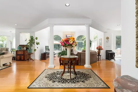 2 Spring Hill Road Saint James NY 11780