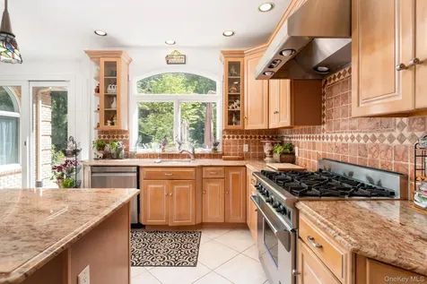 2 Spring Hill Road Saint James NY 11780