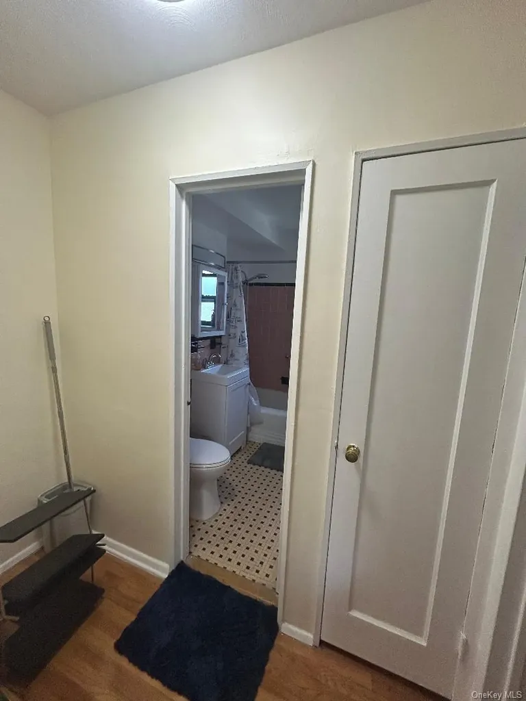 199 -10 21st Avenue Whitestone NY 11357