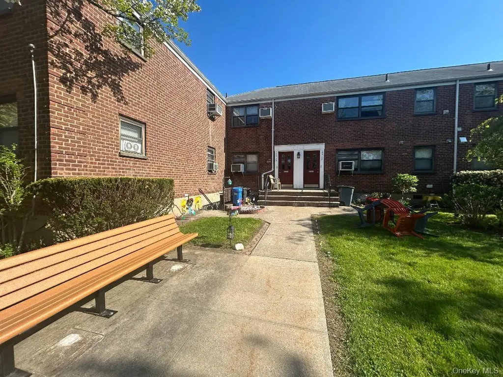 199 -10 21st Avenue Whitestone NY 11357
