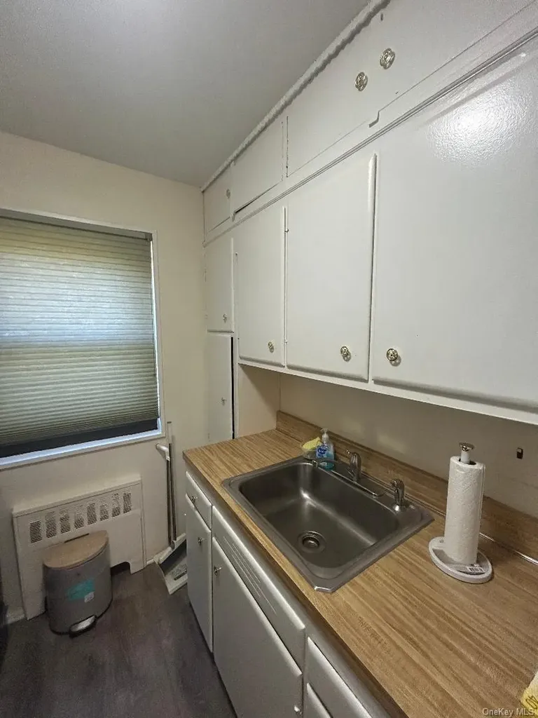 199 -10 21st Avenue Whitestone NY 11357