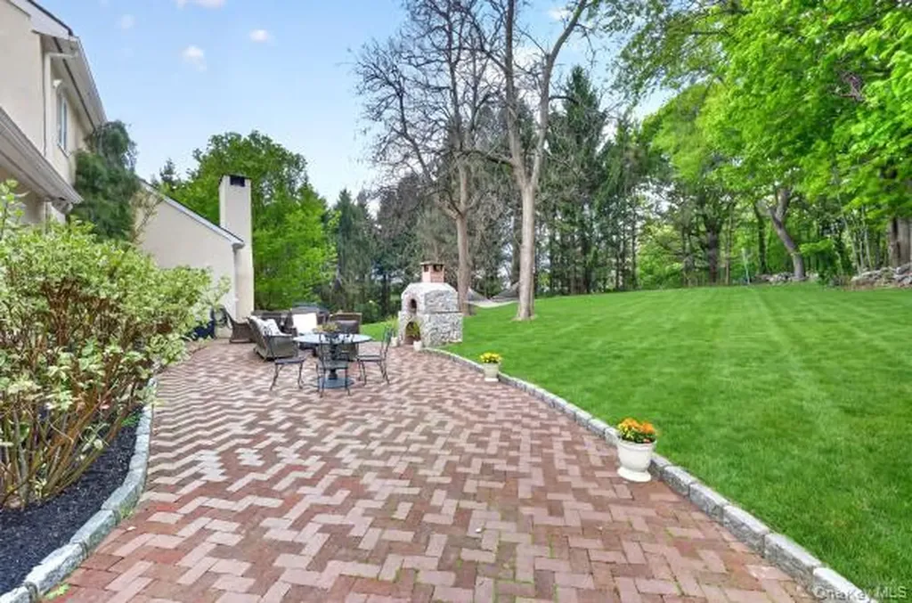 9 Hickory Ridge Road Brewster NY 10509
