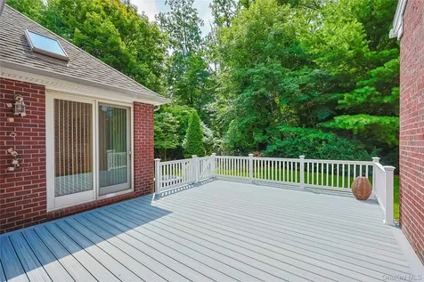 14 Belvedere Court North Hills NY 11030
