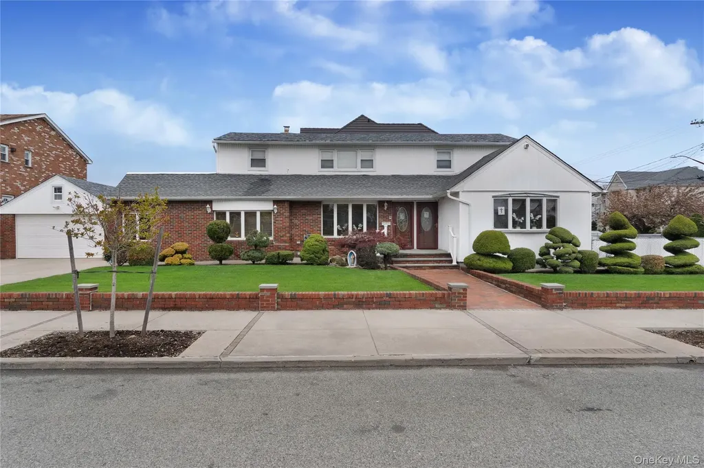 86-17 157th Avenue Howard Beach NY 11414