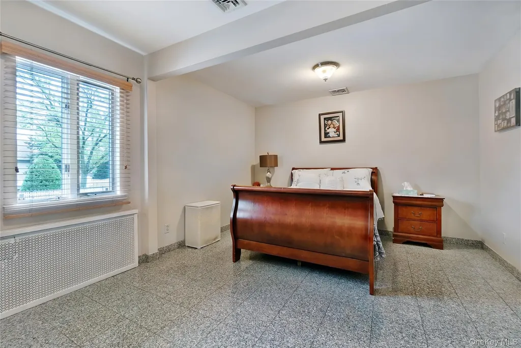 86-17 157th Avenue Howard Beach NY 11414