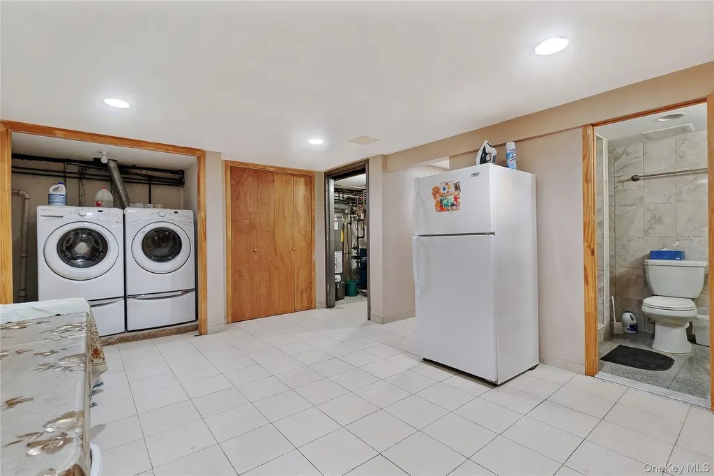 86-17 157th Avenue Howard Beach NY 11414