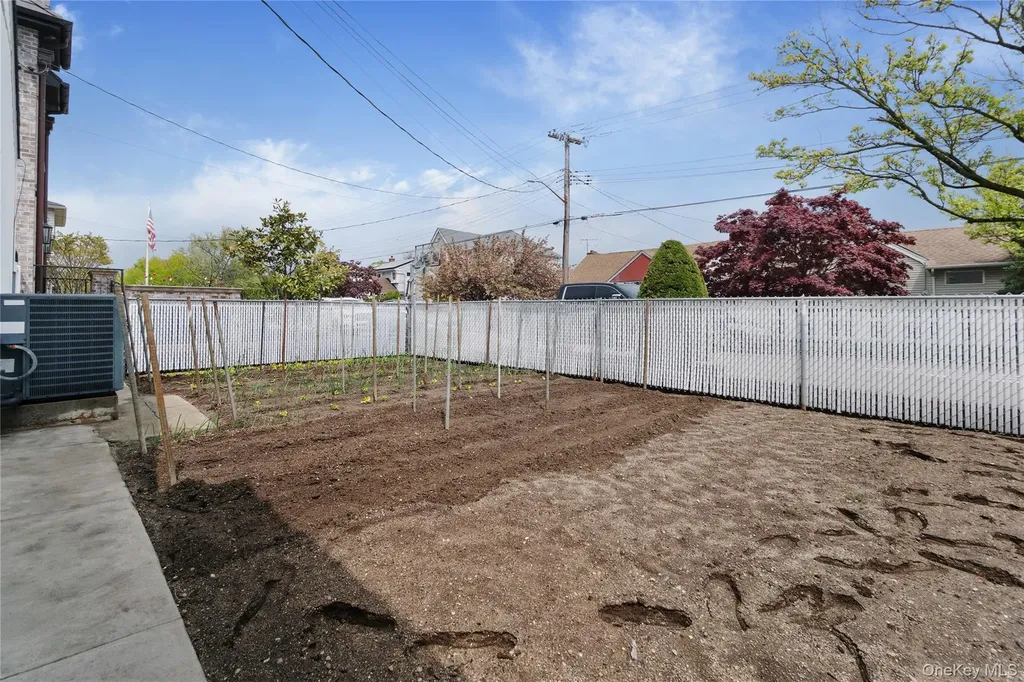 86-17 157th Avenue Howard Beach NY 11414