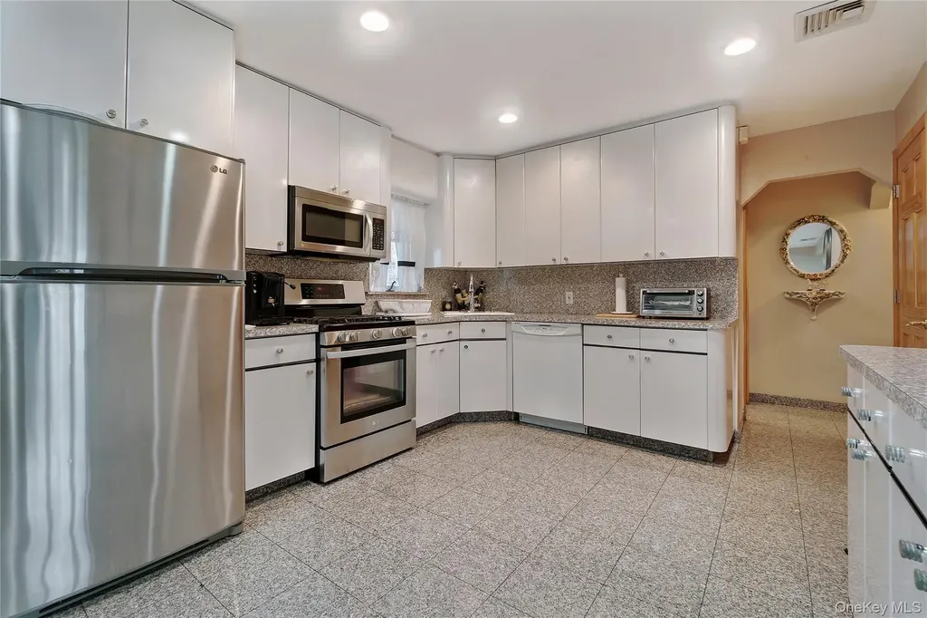 86-17 157th Avenue Howard Beach NY 11414