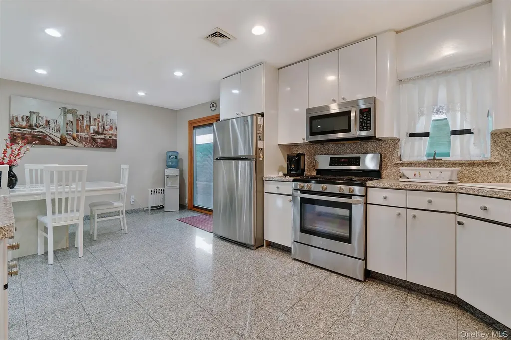 86-17 157th Avenue Howard Beach NY 11414
