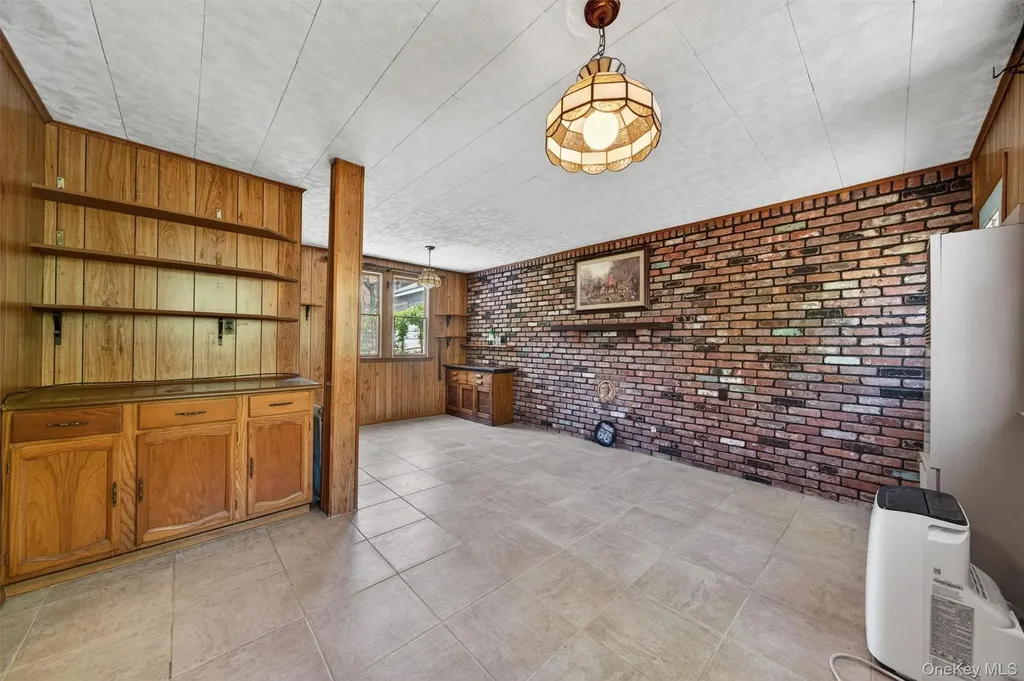 149 W Washington Avenue Pearl River NY 10965