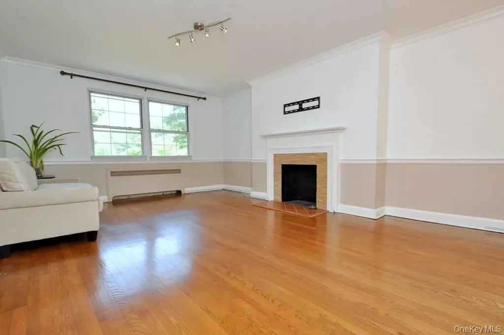 11 Sentry Place Scarsdale NY 10583