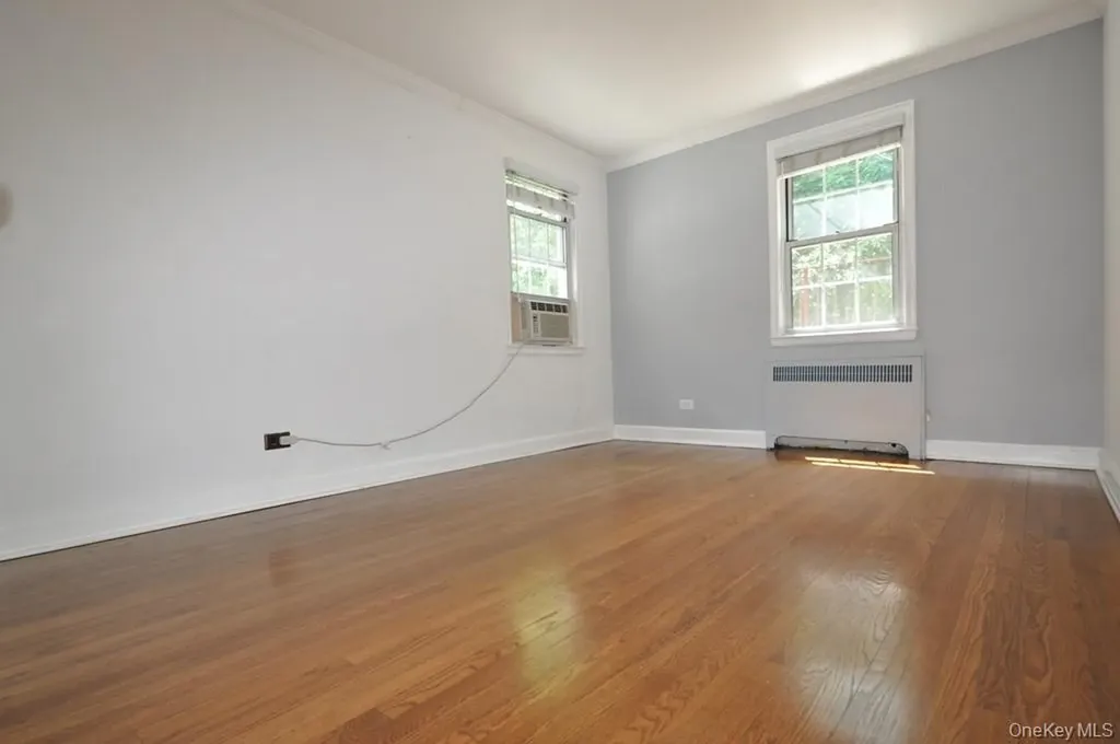 11 Sentry Place Scarsdale NY 10583