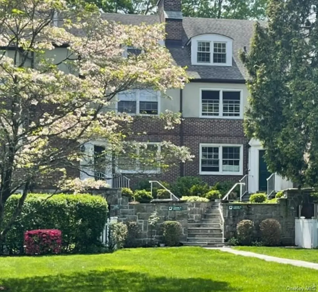 11 Sentry Place Scarsdale NY 10583
