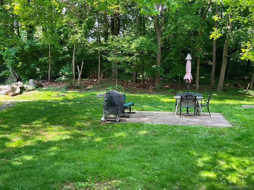 11 Sentry Place Scarsdale NY 10583