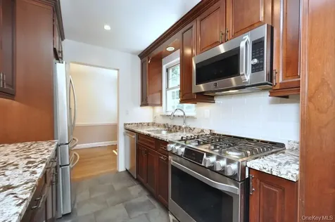 11 Sentry Place Scarsdale NY 10583