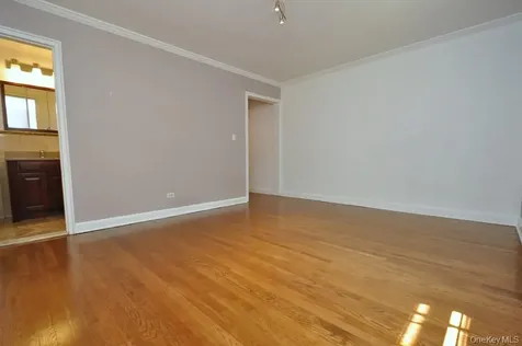11 Sentry Place Scarsdale NY 10583