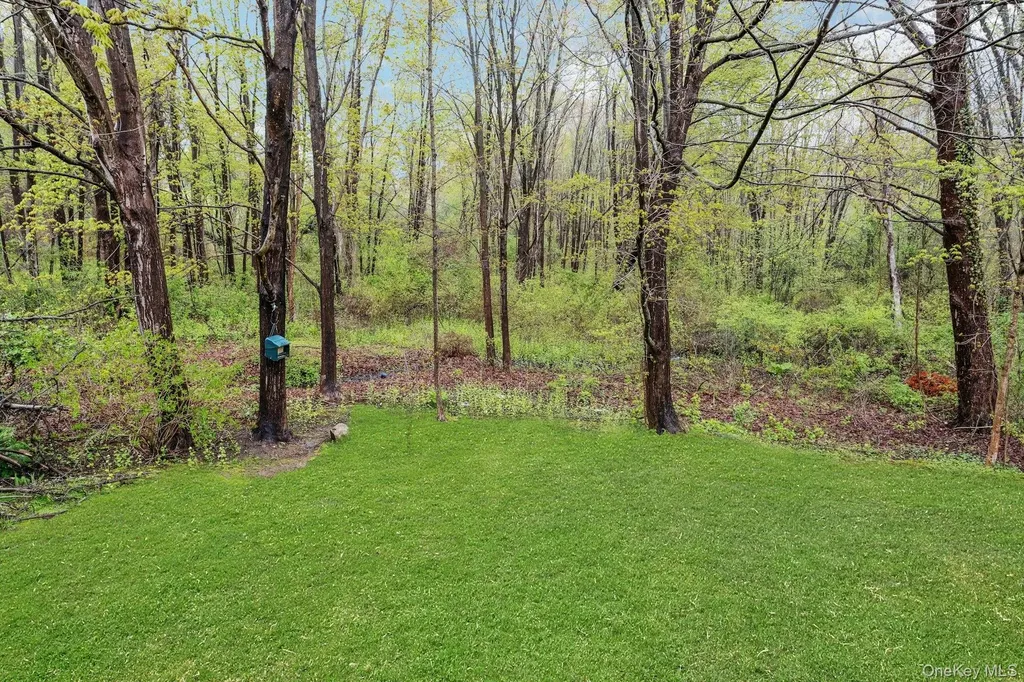 1902 Nutmeg Drive Carmel NY 10512