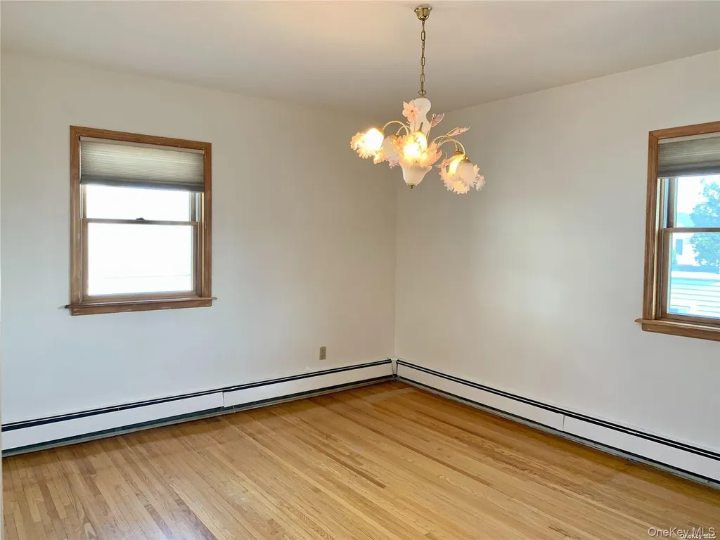 10-07 147th Street Whitestone NY 11357