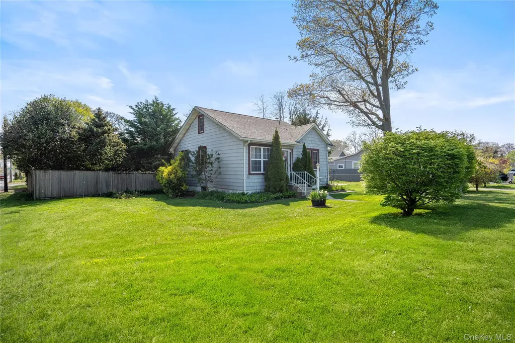 53 Alder Drive Mastic Beach NY 11951