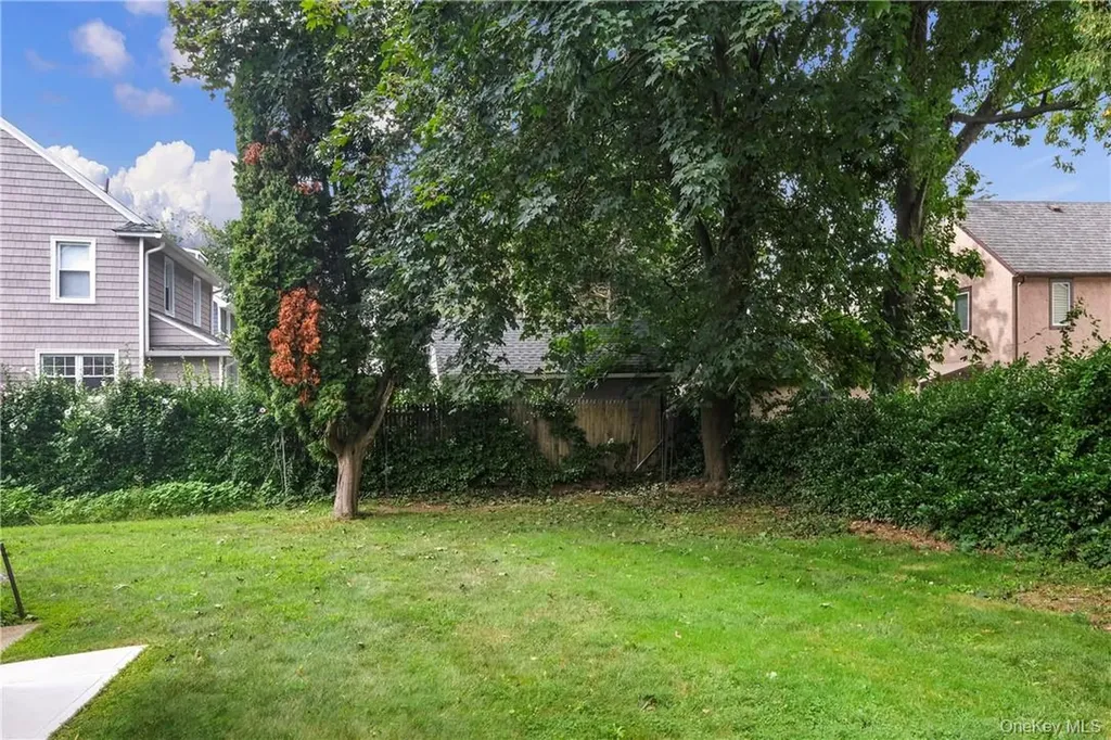 175 Webster Road Scarsdale NY 10583