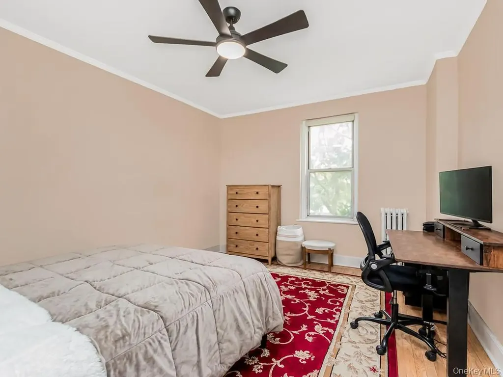 472 Gramatan Avenue Mount Vernon NY 10552