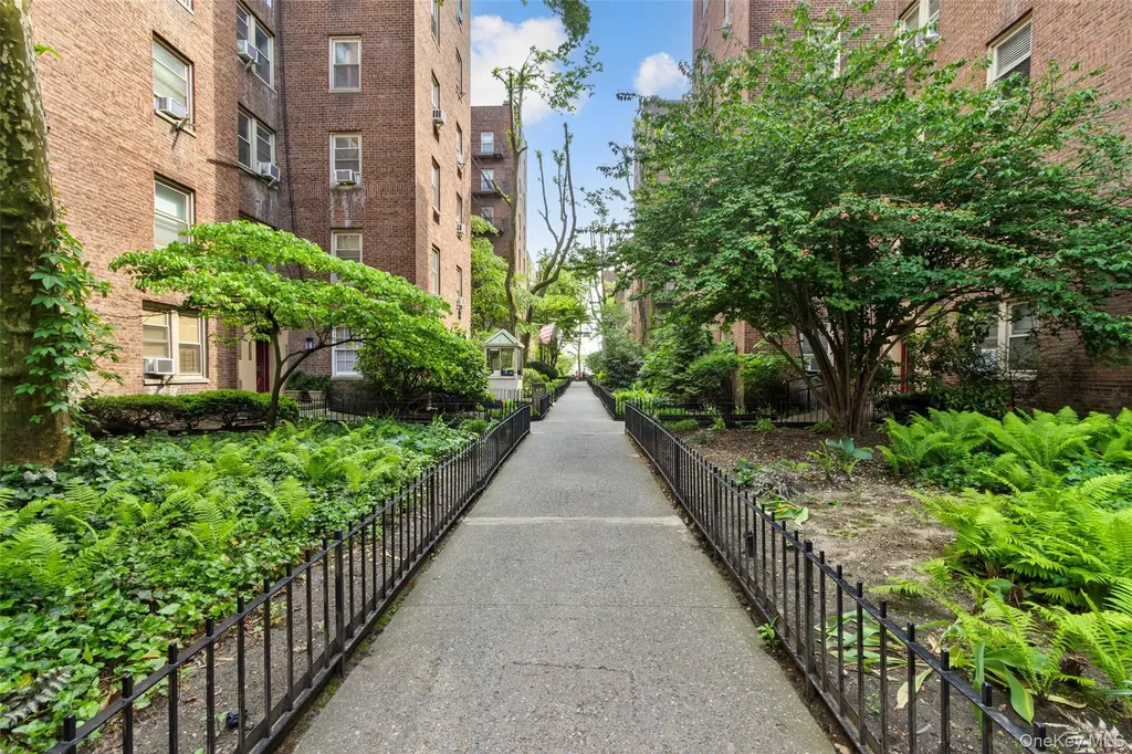 48-26 44th Street Woodside NY 11377