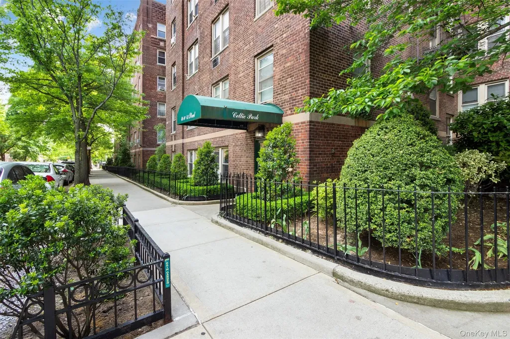 48-26 44th Street Woodside NY 11377