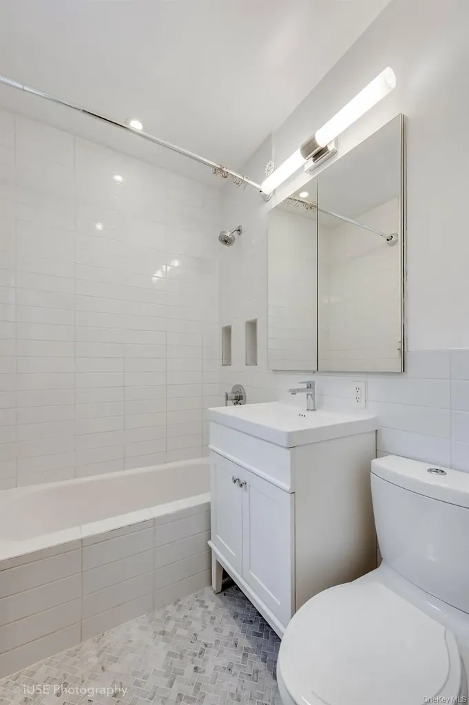 48-26 44th Street Woodside NY 11377