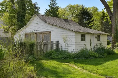 45 Shore Road Setauket NY 11733