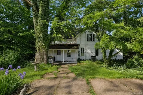 45 Shore Road Setauket NY 11733