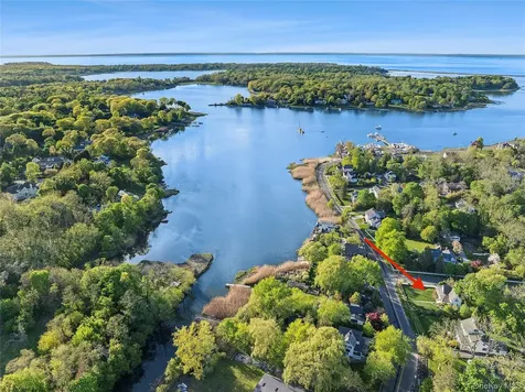 45 Shore Road Setauket NY 11733