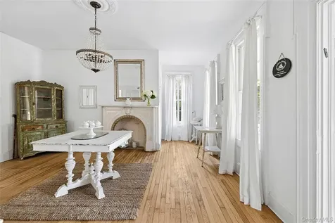 45 Shore Road Setauket NY 11733