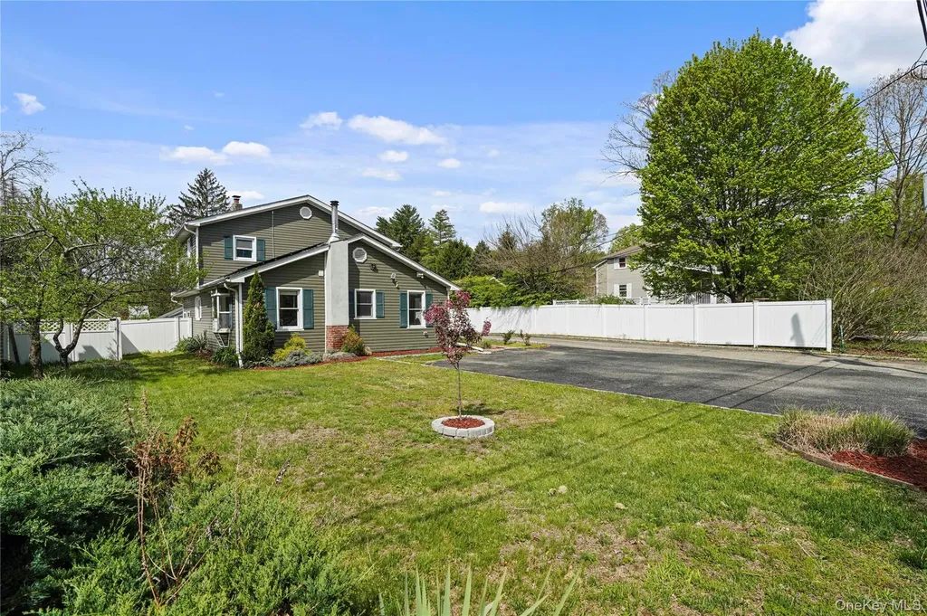 23 Adams Rush Road Cortlandt Manor NY 10567