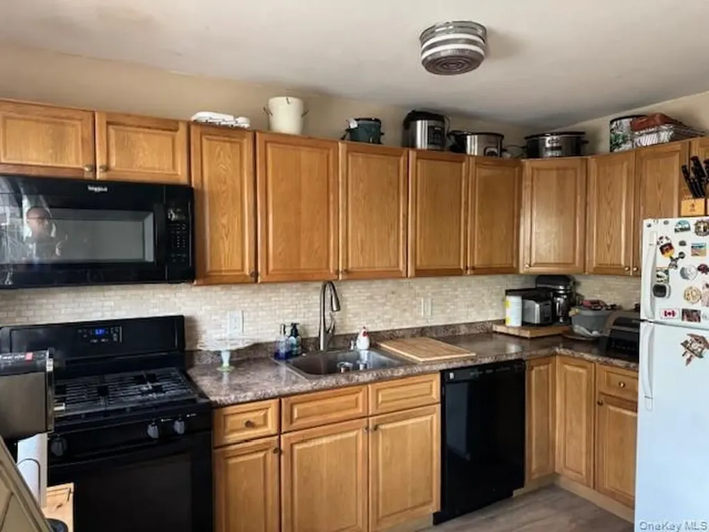 38 Carmine Drive Wappingers Falls NY 12590