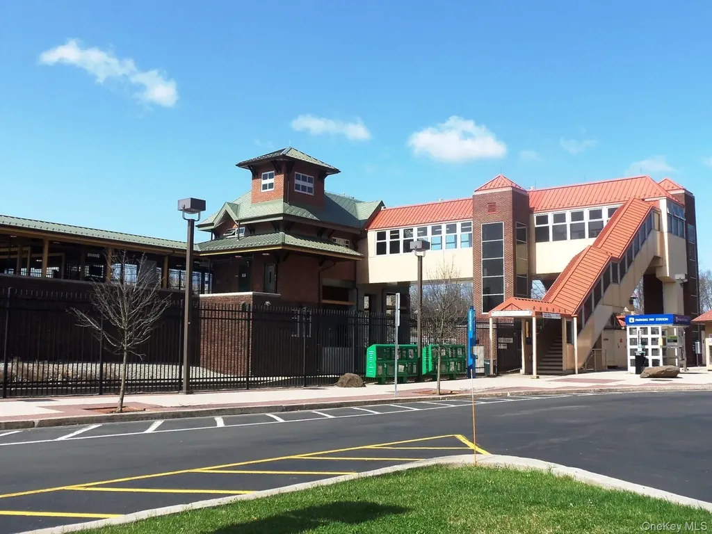 175 Seward Street Buchanan NY 10511