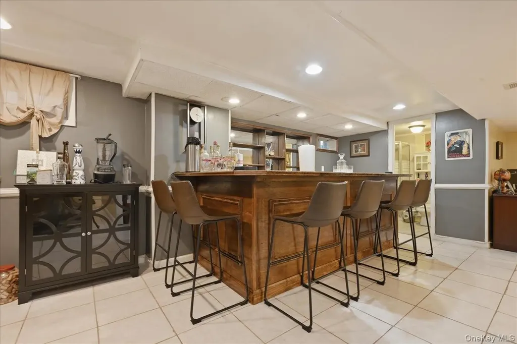 336 Princeton Street Westbury NY 11590