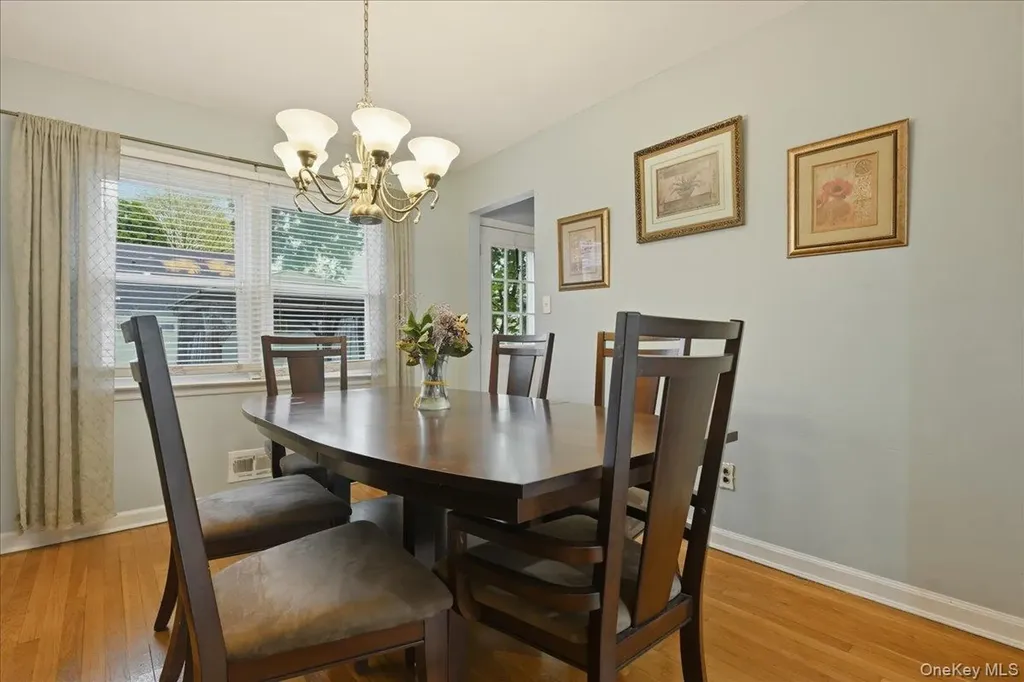 336 Princeton Street Westbury NY 11590