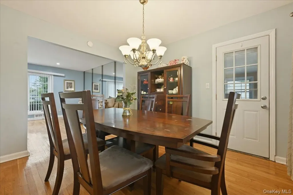 336 Princeton Street Westbury NY 11590