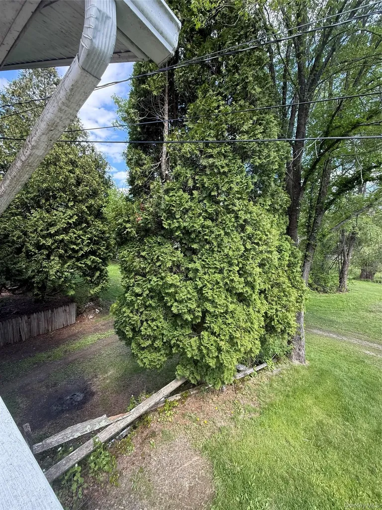 1506 State Route 32 Wallkill NY 12589