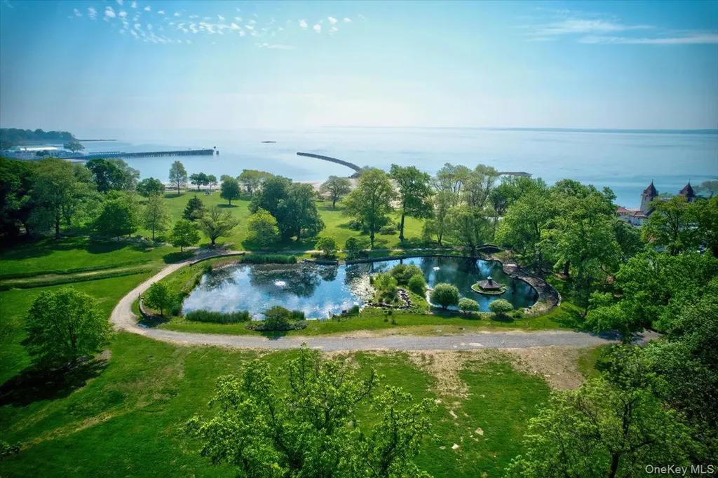 616 Forest Avenue Rye NY 10580