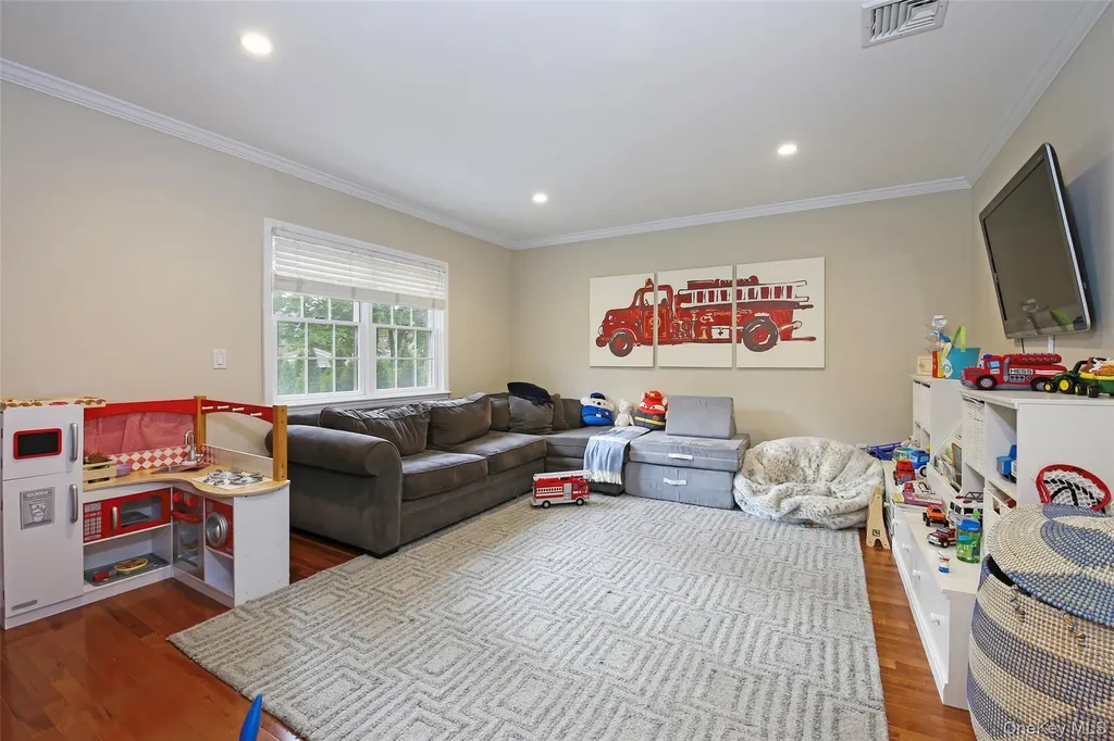 616 Forest Avenue Rye NY 10580